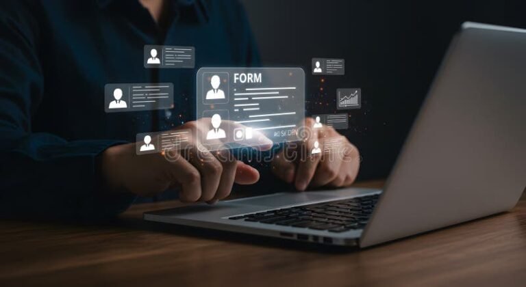 persona che invia una candidatura online