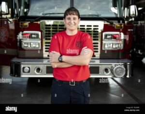 vice direttore logistico vigili del fuoco al lavoro